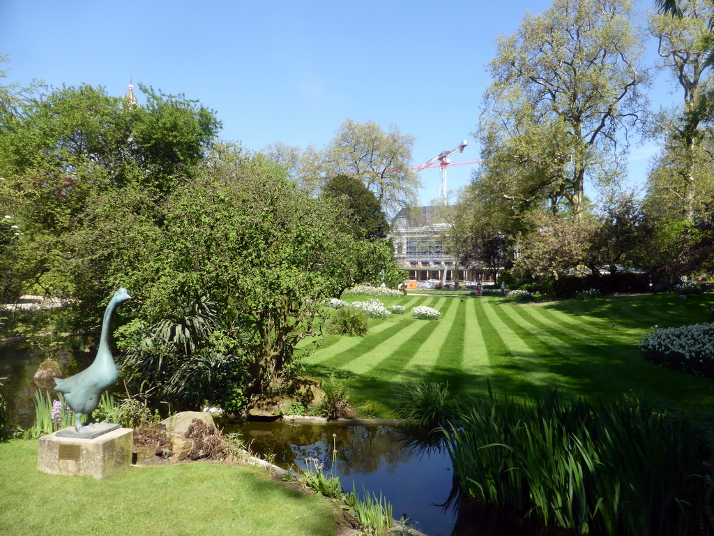 Statue of a goose and a garden at the Antwerp Zoo