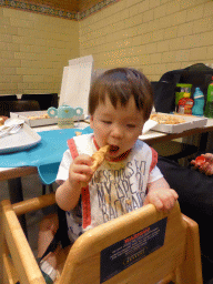 Max having lunch in the Restaurant Latteria at the Antwerp Zoo