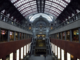 Shops and staircases at the south side of the Antwerpen-Centraal railway station