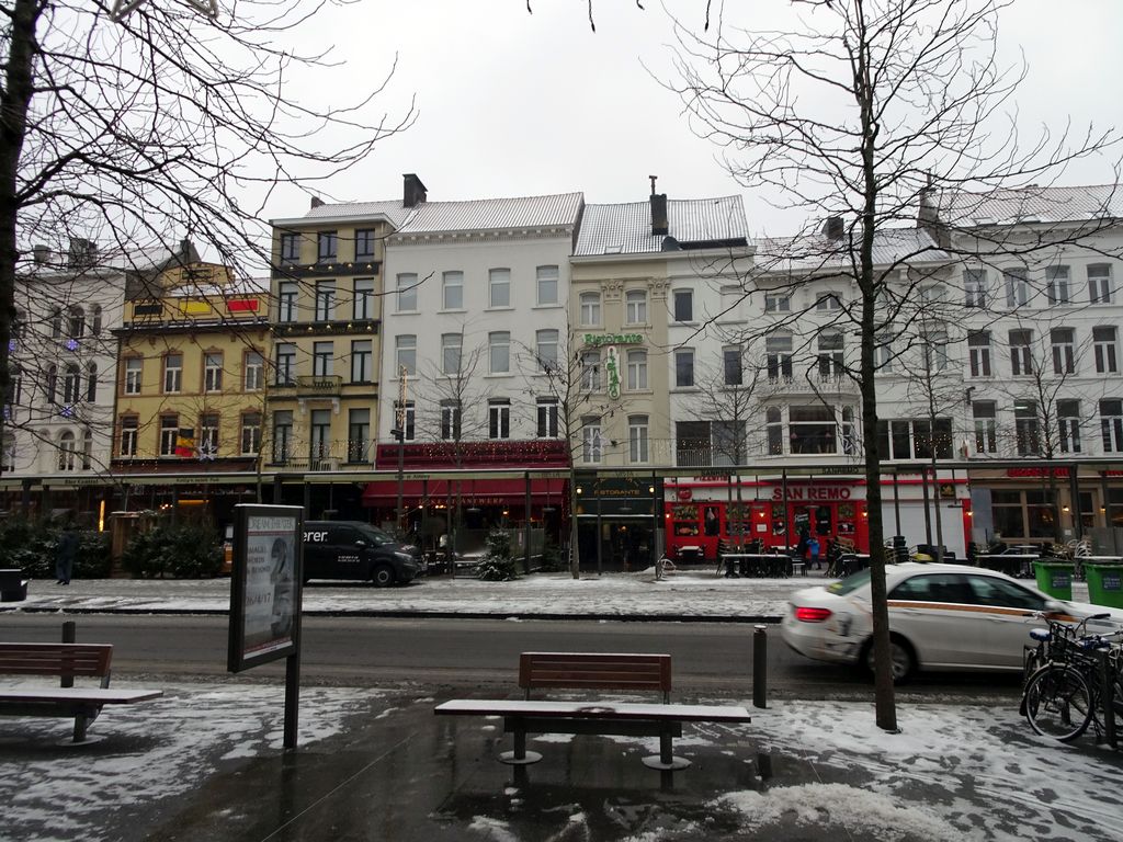 Shops and restaurants at the Keyserlei street