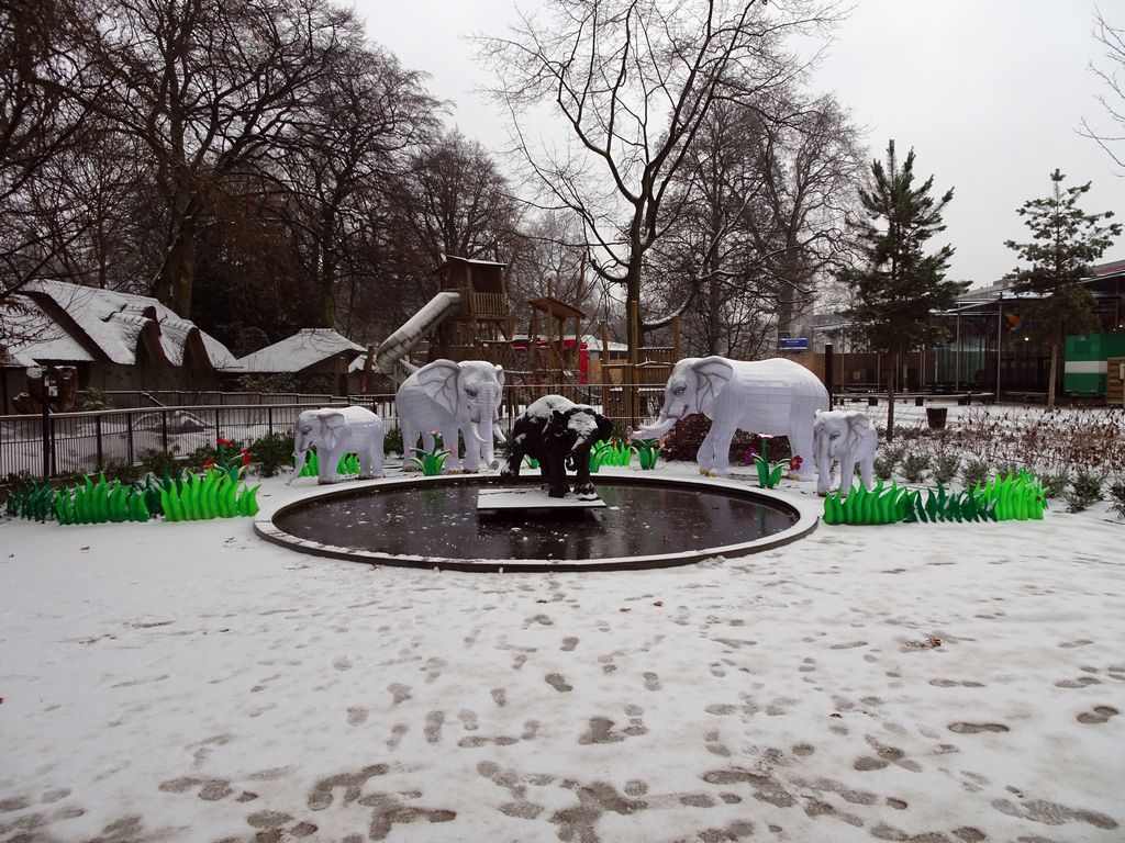 Elephant Fountain with China Light Elephant statues at the Antwerp Zoo