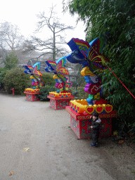 Max with China Light statues at the Antwerp Zoo