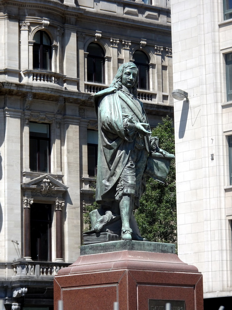 Statue of David Teniers the Younger at the Teniersplaats square