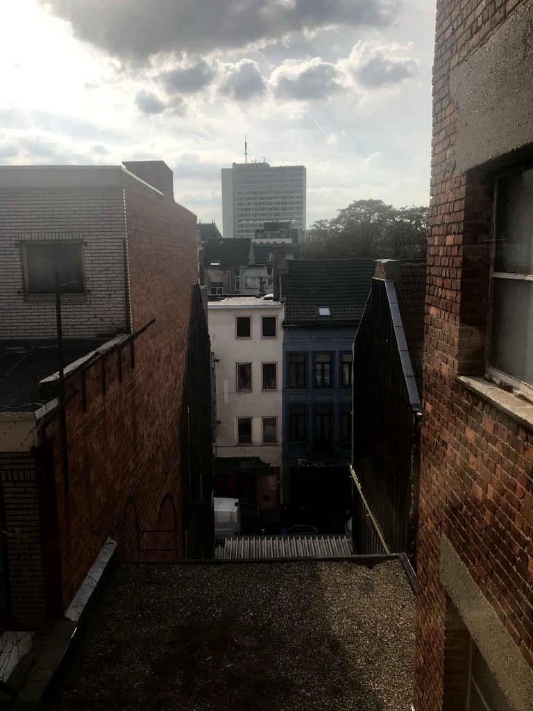 Buildings at the Van Wesenbekestraat street, viewed from the fifth floor of the Station Zoo parking garage