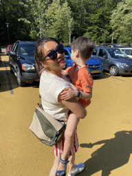 Miaomiao and Max at the parking lot of Het Loo Palace