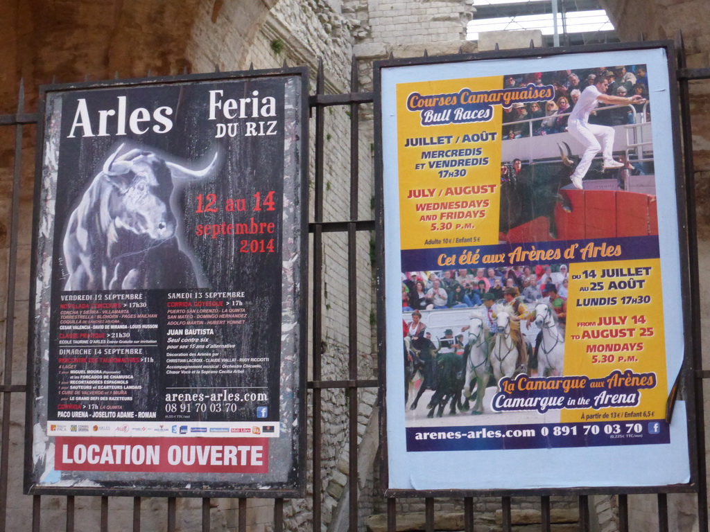 Information on bullfights at the Arles Amphitheatre
