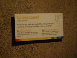 Explanation on the Colorado River Toad in the tunnel from the Bush Hall to the Desert Hall of Burgers` Zoo