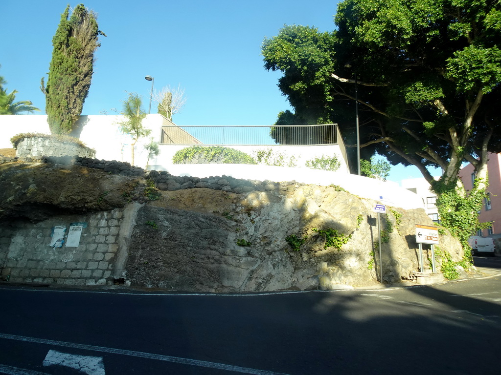 Rocks and building at the TF-51 road at the south side of town, viewed from the rental car