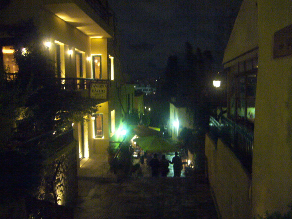 Restaurants in the Plaka district, by night