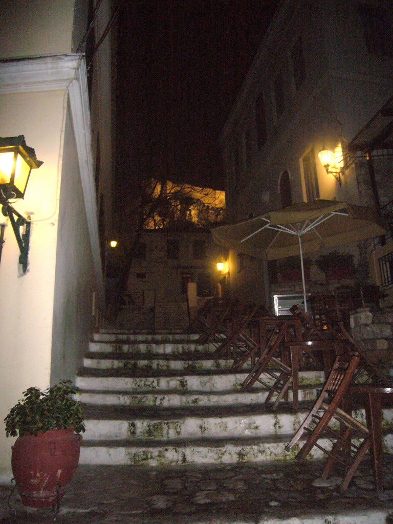Restaurants in the Plaka district, by night