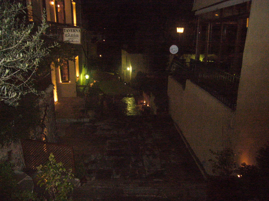 Restaurants in the Plaka district, by night