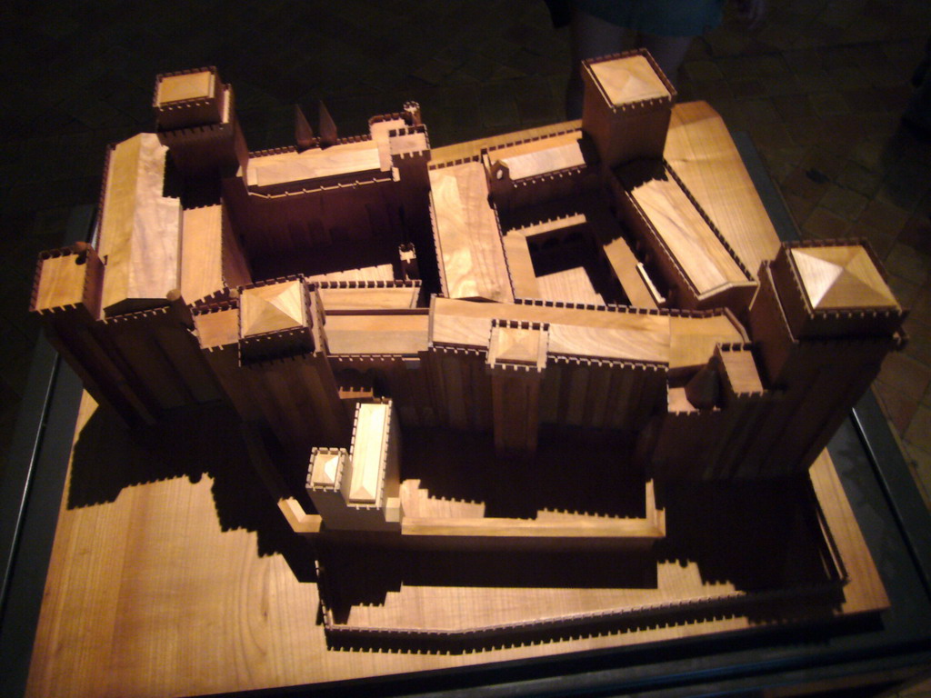 Scale model of the current structure of the Palais des Papes palace, in the Palais des Papes palace