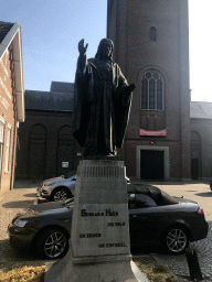 Statue at the south side of the Onze Lieve Vrouw van Bijstand Church at the Nieuwstraat street
