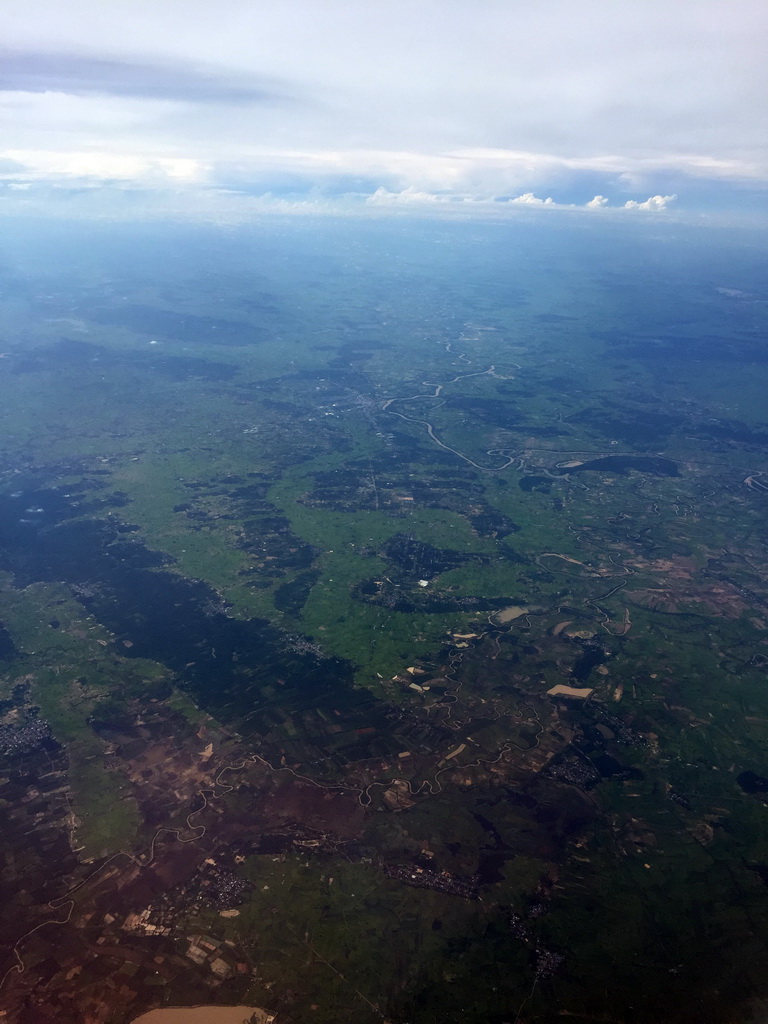 The Chi river at the border of the Changwat Yasothon and Changwat Roi Et provinces of Thailand, viewed from the airplane from Haikou