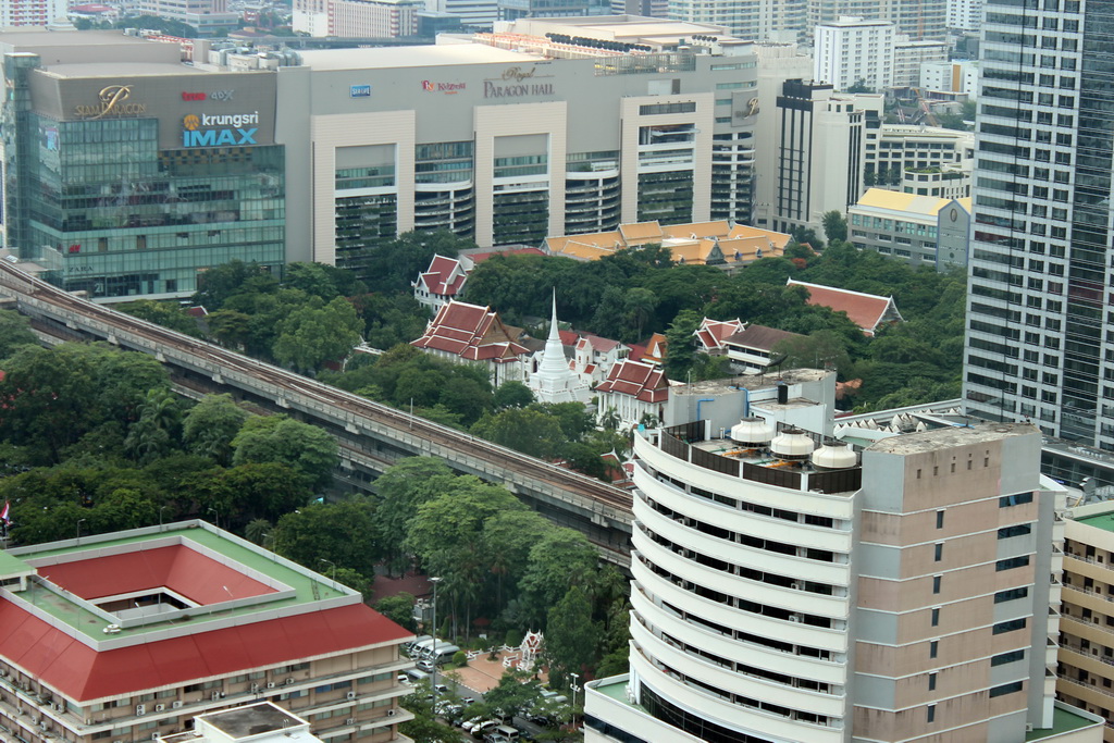 The Siam Paragon shopping mall and the Wat Pathumwanaram Ratchaworawihan temple, viewed from our room at the Grande Centre Point Hotel Ratchadamri Bangkok