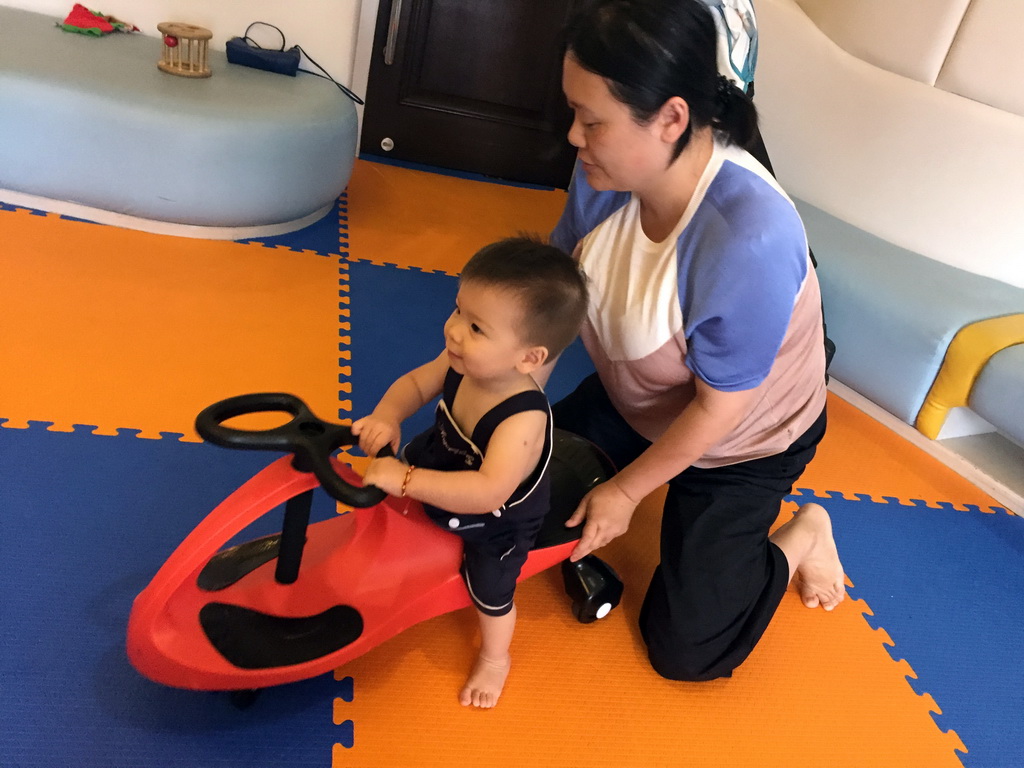 Miaomiao and Max in the Play Room of the Grande Centre Point Hotel Ratchadamri Bangkok