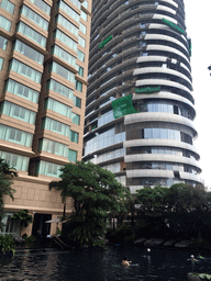 The Grande Centre Point Hotel Ratchadamri Bangkok and its swimming pool and the Magnolias Ratchadamri Boulevard building