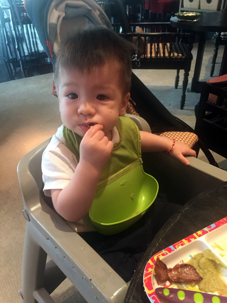 Max having lunch at the Erawan Tea Room at the Erawan Bangkok shopping mall