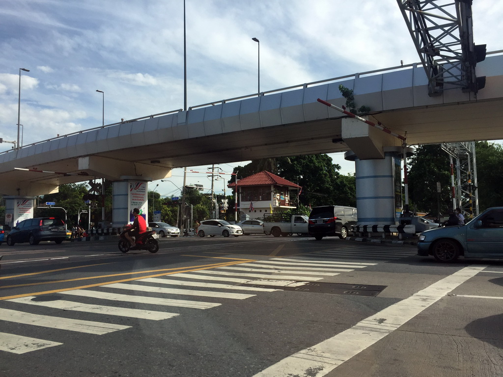 Yommarat Junction, viewed from the taxi