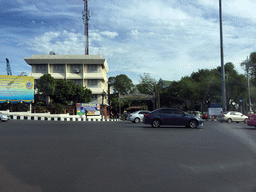 The Bann Phanfa Bangkok hotel at Ratchadamnoen Klang Road, viewed from the taxi