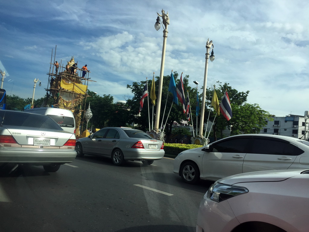 Monument at Ratchadamnoen Klang Road, under renovation, viewed from the taxi