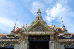 Front of the Amarindra Winitchai hall at the Grand Palace