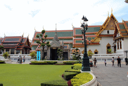 The Dusita Phirom hall, the Snamchand Pavilion, the Hor Phra Dhart Monthian hall and the right side of the Amarindra Winitchai hall at the Grand Palace