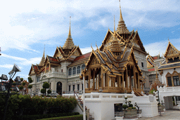 Right front of the Chakri Maha Prasat hall and pavilion at the Grand Palace