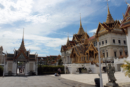 Front of the Chakri Maha Prasat hall and gate and pavilion at the Grand Palace