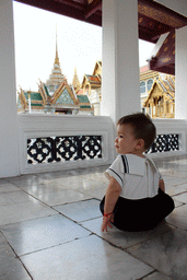 Max at a gallery in front of the Dusit Maha Prasat hall at the Grand Palace