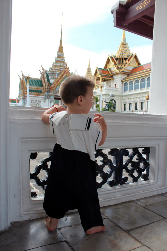 Max at a gallery in front of the Dusit Maha Prasat hall at the Grand Palace