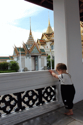 Max at a gallery in front of the Dusit Maha Prasat hall at the Grand Palace