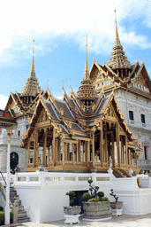 Pavilion in front of the Chakri Maha Prasat hall at the Grand Palace