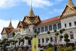 Front of the Chakri Maha Prasat hall at the Grand Palace