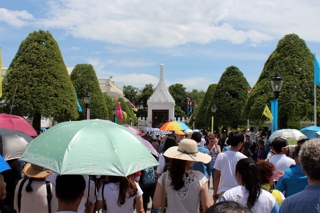 Road from the Outer Court to the entrance of the Grand Palace