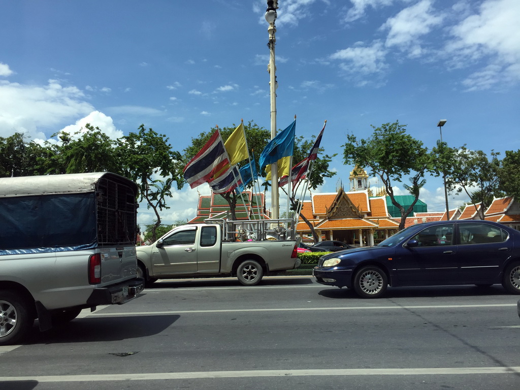 The Royal Pavilion Mahajetsadabadin at Ratchadamnoen Klang Road, viewed from the taxi