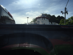 Mahakan Fort at Ratchadamnoen Klang Road, viewed from the taxi