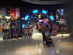 Miaomiao and Max in front of the shop at the SF World Cinema at the Central World shopping mall