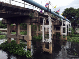 Bridge over the Prawet Burirom river, viewed from the Wat Sangkha Racha temple complex