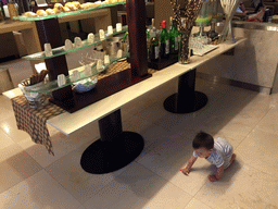 Max in the business class lounge of China Airlines at Bangkok Suvarnabhumi Airport