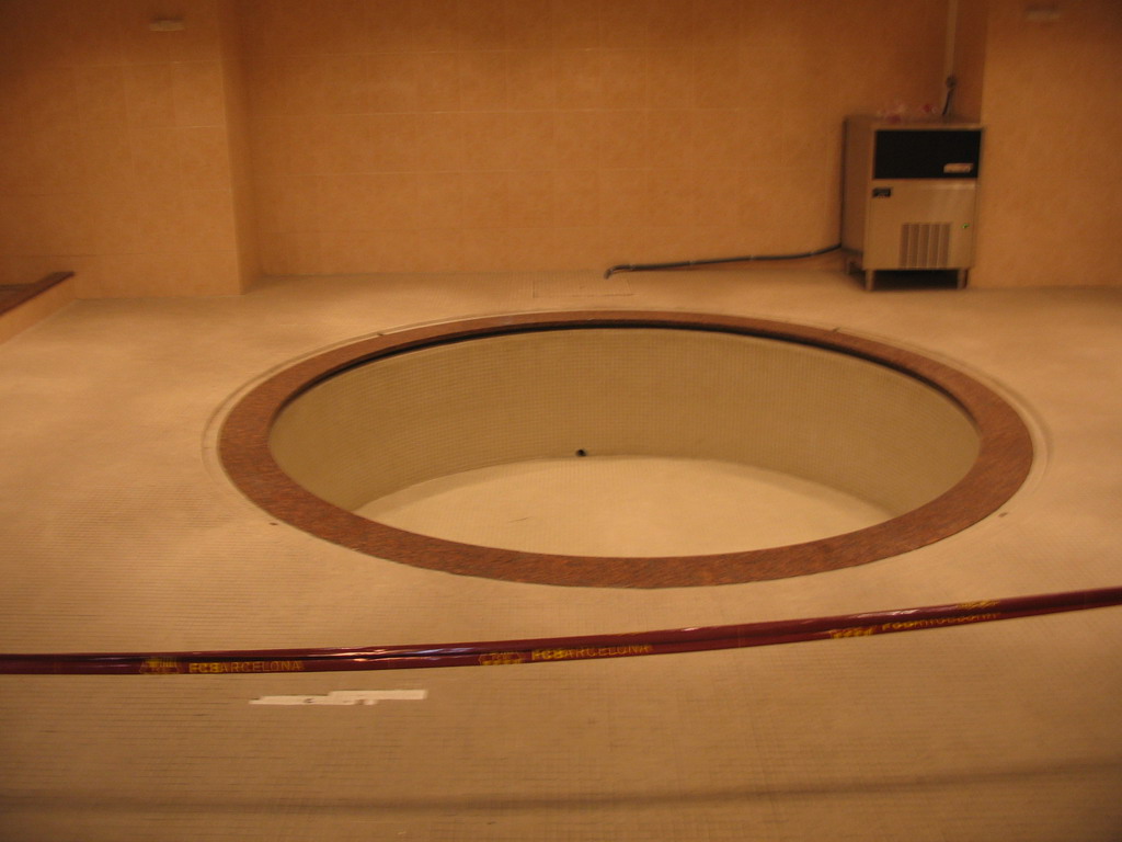 Bath in the dressing room of the Camp Nou stadium