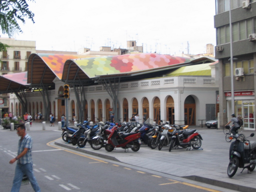 The Santa Caterina Market at the Avinguda de Francesc Cambó street