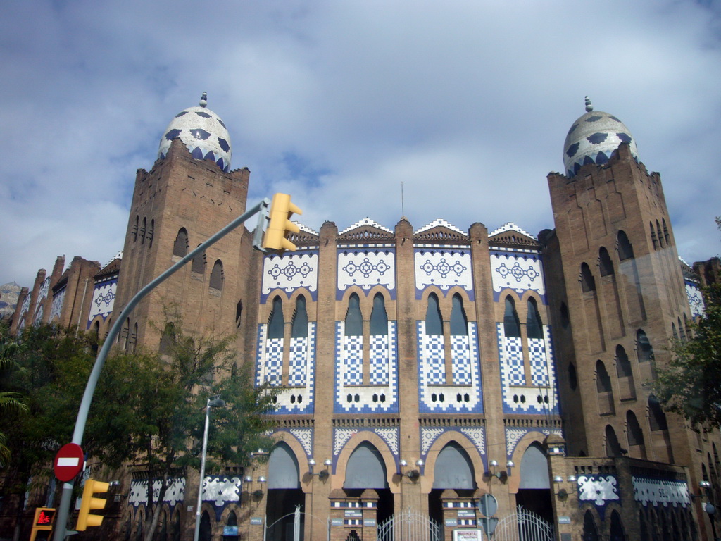 The Plaza Monumental de Barcelona bullring, viewed from the bus on the way from Barcelona Girona Airport to the Estació del Nord bus station