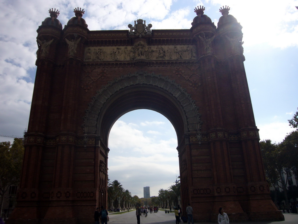 The Arc de Triomf at the Passeig de Lluís Companys promenade