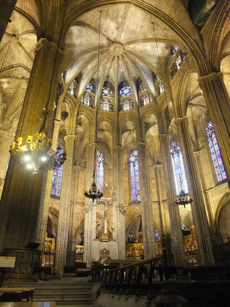 Apse and altar of the Cathedral of Santa Eulalia