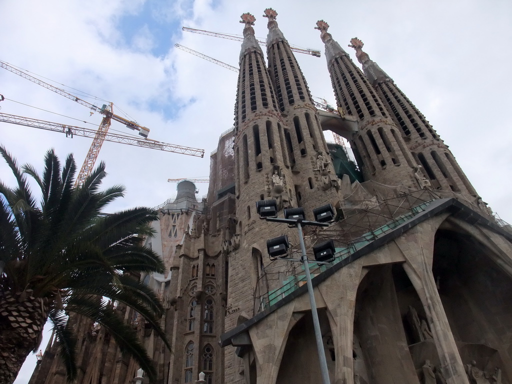 Left front of the Sagrada Família church