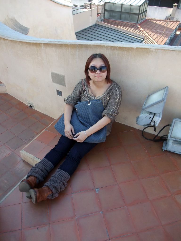 Miaomiao at the roof of the La Pedrera building