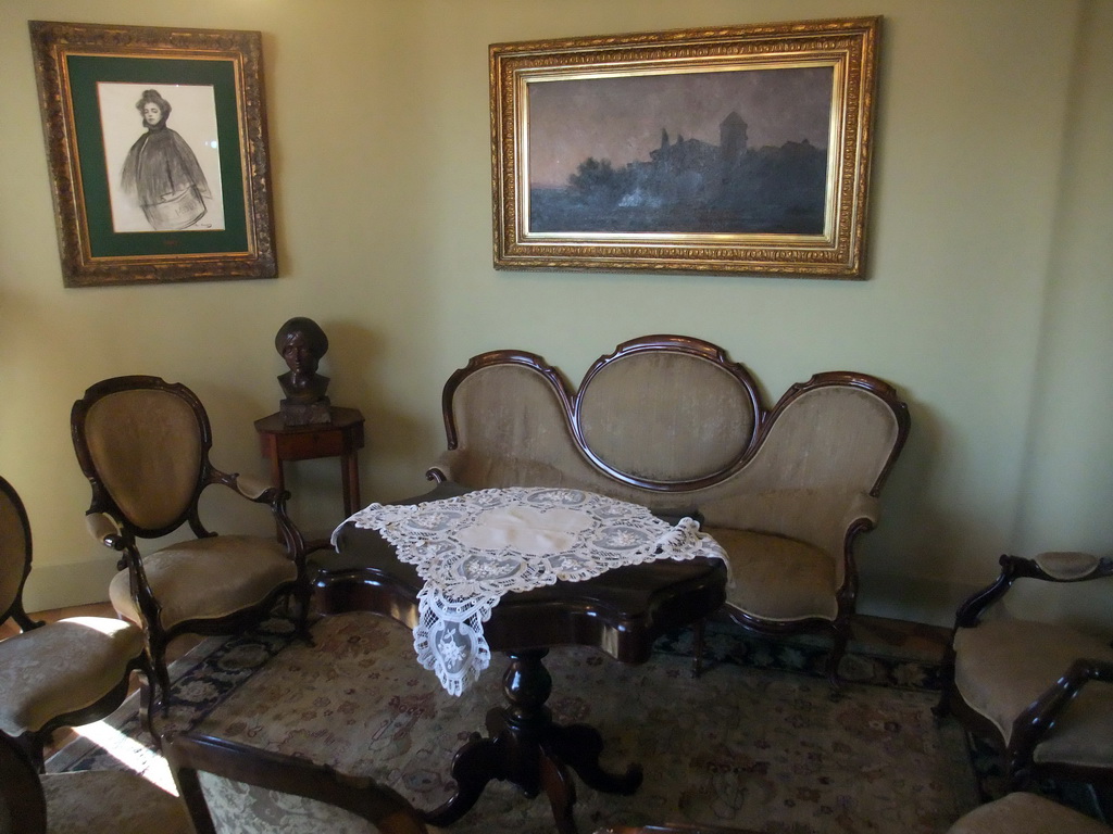 Visitors room at the apartment floor of the La Pedrera building