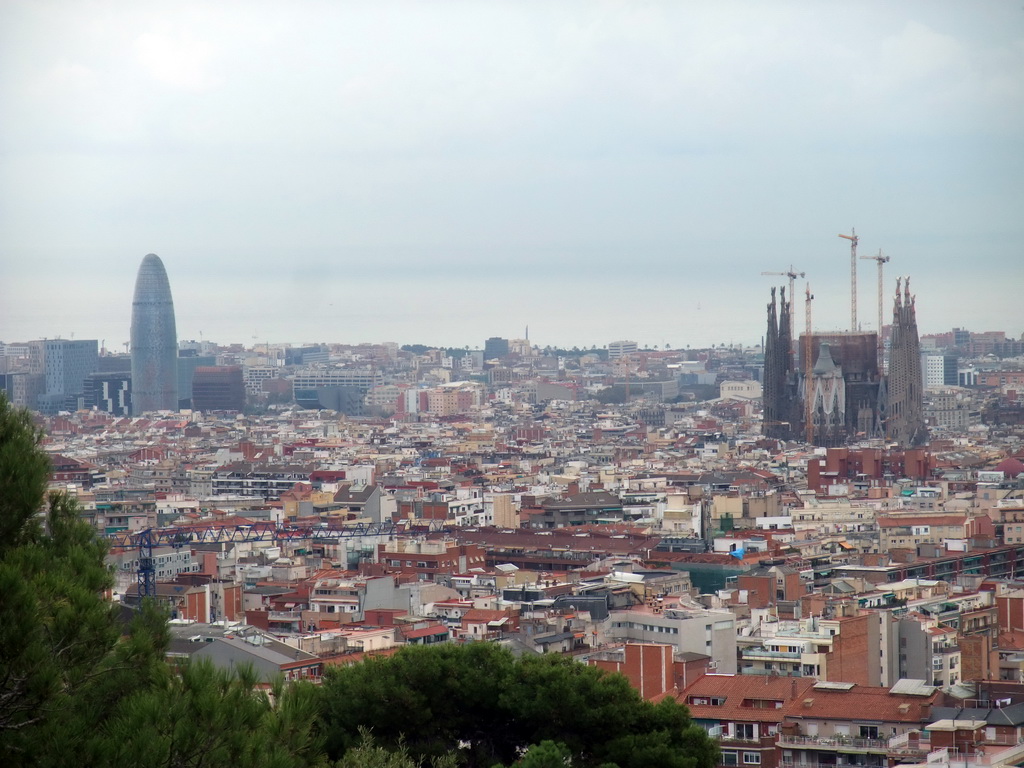 View from Park Güell on the city center with the Torre Agbar tower and the Sagrada Família church