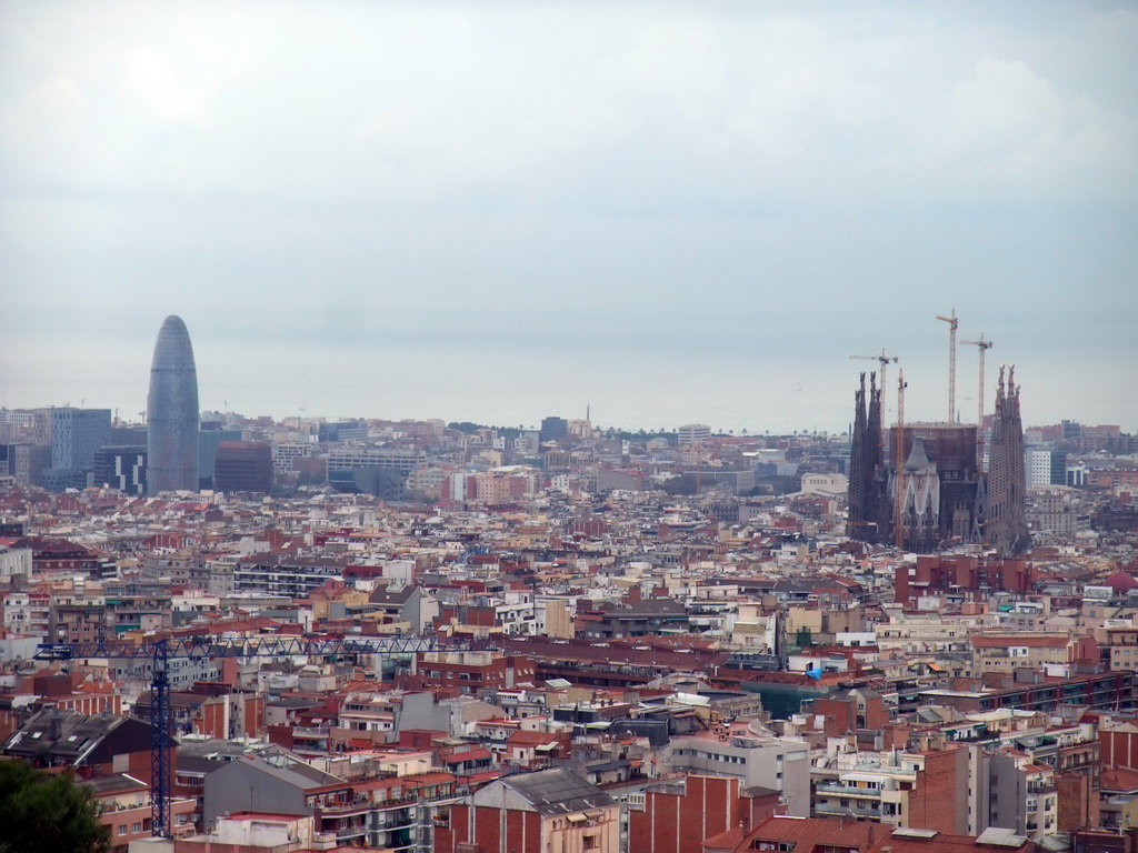 View from Park Güell on the city center with the Torre Agbar tower and the Sagrada Família church